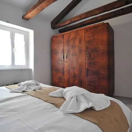 Vila Authentic Istrian Town House - Completely New *