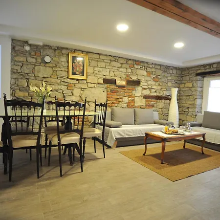 Vila Authentic Istrian Town House - Completely New